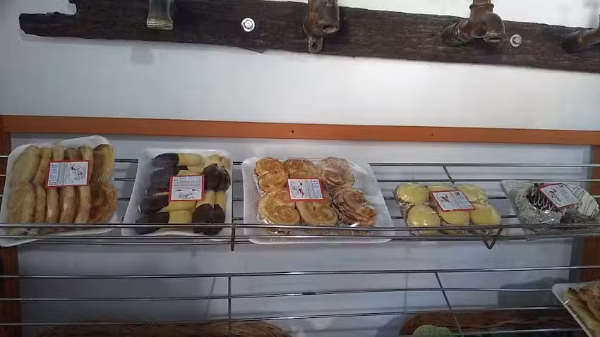 EMBARCACIONES LUPITA y ALMACEN