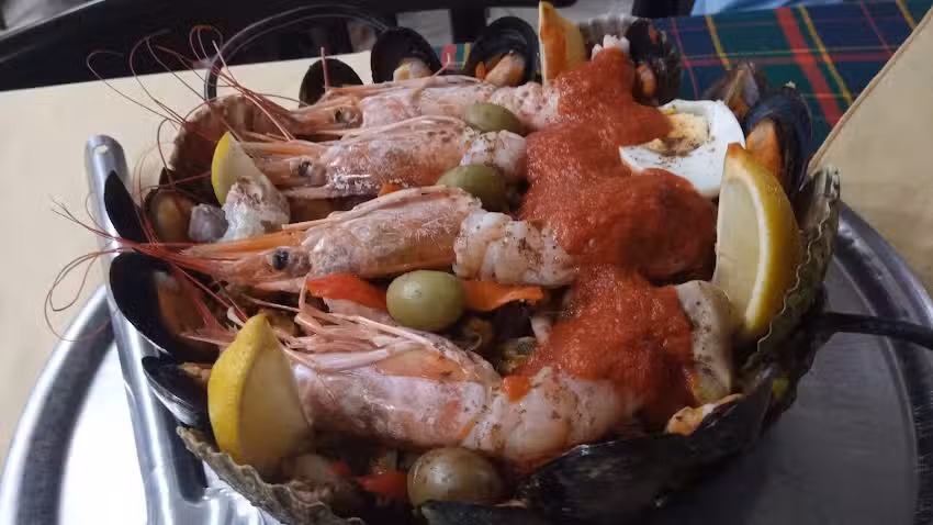 Los Pescadores Restaurant & Pizza