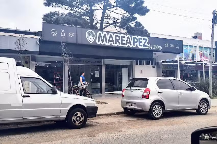 MAREA PEZ pescader&iacute;a y alimentos congelados
