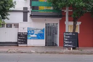 Pescader&iacute;a l&iacute;der en pescado j y m