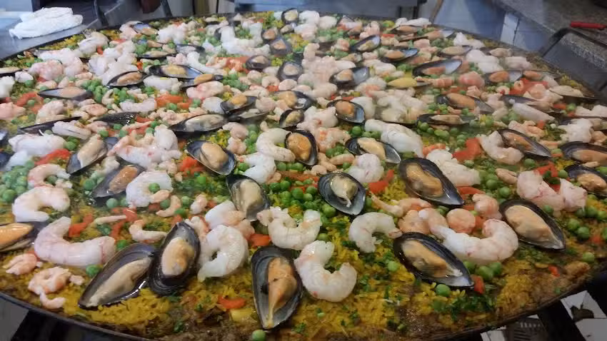 PESCADERIA PUNTA CAYAST&Aacute;