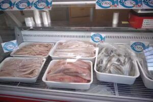 Pescaderia y Marisqueria “LA CHOLGA”