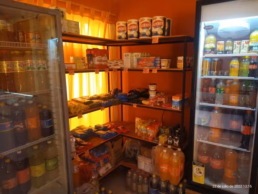 Poller&iacute;a y Pescader&iacute;a LEAL & ALVERO